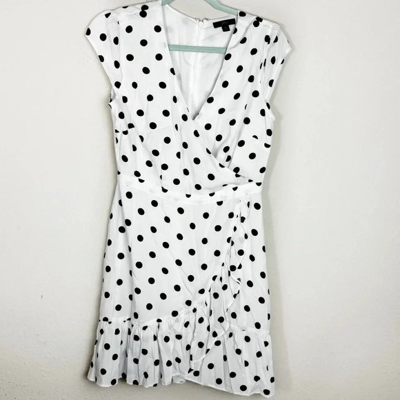 J Crew Cap Sleeve White Black Polka Dots Dress Ruffled Front V- Neck size 6 - Picture 5 of 16